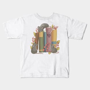 Books and rats Kids T-Shirt